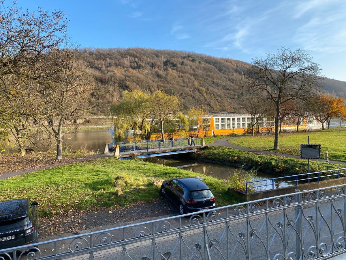 Direkter Moselblick 126M² Grosser Altbau Und Terrasse Sankt Aldegund Buitenkant foto