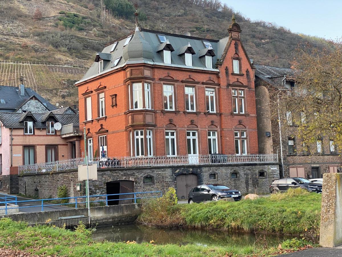 Direkter Moselblick 126M² Grosser Altbau Und Terrasse Sankt Aldegund Buitenkant foto