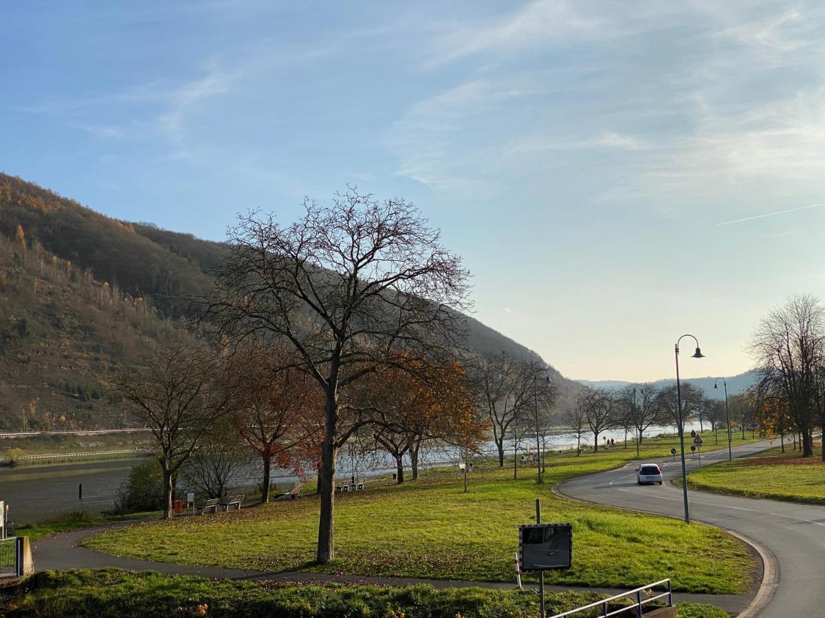 Direkter Moselblick 126M² Grosser Altbau Und Terrasse Sankt Aldegund Buitenkant foto